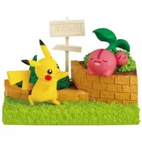 Trading Figure - Pokémon / Pikachu & Cherubi