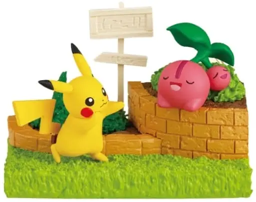 Trading Figure - Pokémon / Pikachu & Cherubi