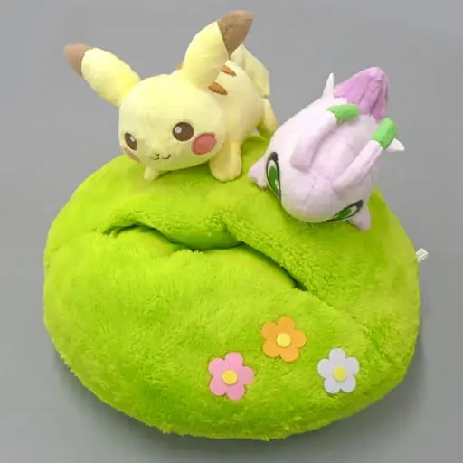 Plush - Pokémon / Pikachu & Celebi