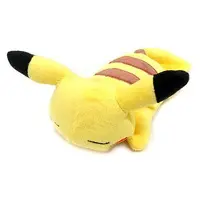 Kuttari Nuigurumi - Pokémon / Pikachu