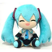 Plush - VOCALOID / Hatsune Miku