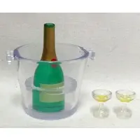 Trading Figure - Champagne Tower