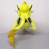 Plush - Pokémon / Zeraora