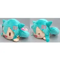 Plush - VOCALOID / Hatsune Miku