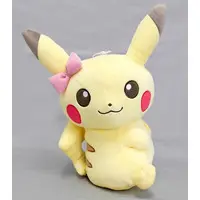 Plush - Pokémon / Pikachu