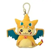 Key Chain - Pokémon / Pikachu & Charizard