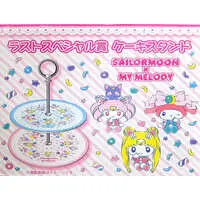 Cake stand - Sailor Moon / My Melody