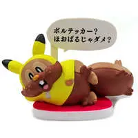 Trading Figure - Pokémon / Pikachu & Greedent