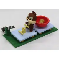 Trading Figure - Chip 'n Dale