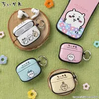 AirPods case - Chiikawa / Chiikawa & Usagi & Hachiware