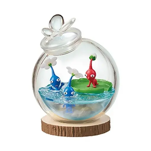 Terrarium Collection - Pikmin / Blue Pikmin & Red Pikmin