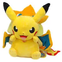 Plush - Pokémon / Pikachu & Charizard