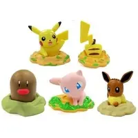 Trading Figure - Mascot - Pokémon / Mew & Diglett & Eevee & Pikachu