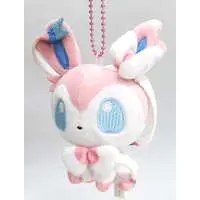 Key Chain - Plush Key Chain - Pokémon / Sylveon