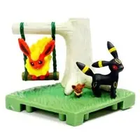 Trading Figure - Pokémon / Eevee & Flareon & Umbreon
