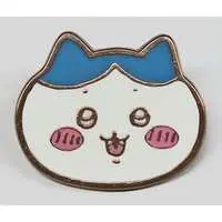 Badge - Chiikawa / Hachiware