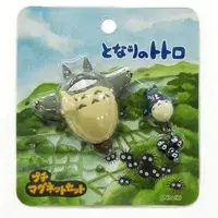 Magnet - My Neighbor Totoro / Susuwatari (All Blacky)