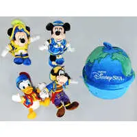 Plush - Disney / Mickey Mouse