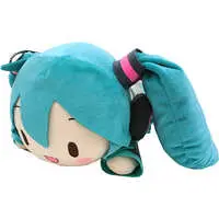 Plush - VOCALOID / Hatsune Miku