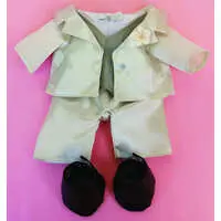 Plush Clothes - pickles the frog