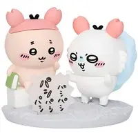 Chocosup - Chiikawa / Momonga & Used Bookstore (Kani-chan)