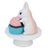 Trading Figure - Rabbit Pastry Honpo