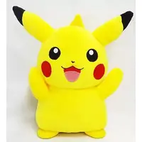 Plush - Pokémon / Pikachu