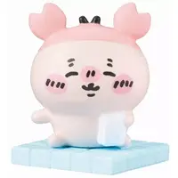 Bikkura Tamago - Chiikawa / Used Bookstore (Kani-chan)