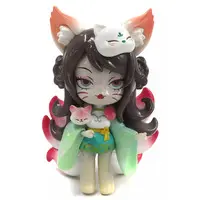 Trading Figure - Flower of the Demon World