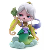 Trading Figure - Flower of the Demon World