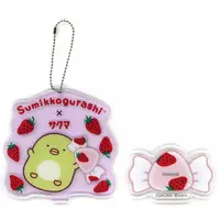 Sumikko Gurashi x Sakuma Strawberry Ichigo Milk Candy - Sumikko Gurashi / Penguin?