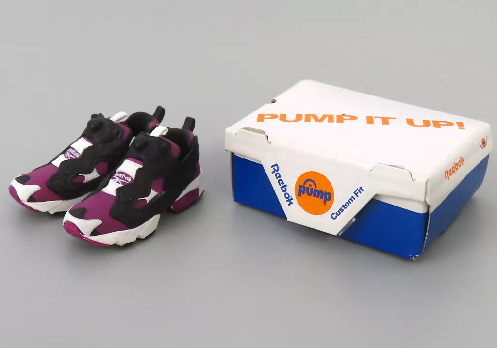 Trading Figure - Reebok