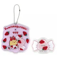 Sumikko Gurashi x Sakuma Strawberry Ichigo Milk Candy - Sumikko Gurashi / Ebifurai no Shippo (Nulpi Chan)