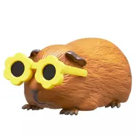 Trading Figure - Guinea pig wearing sunglasses
