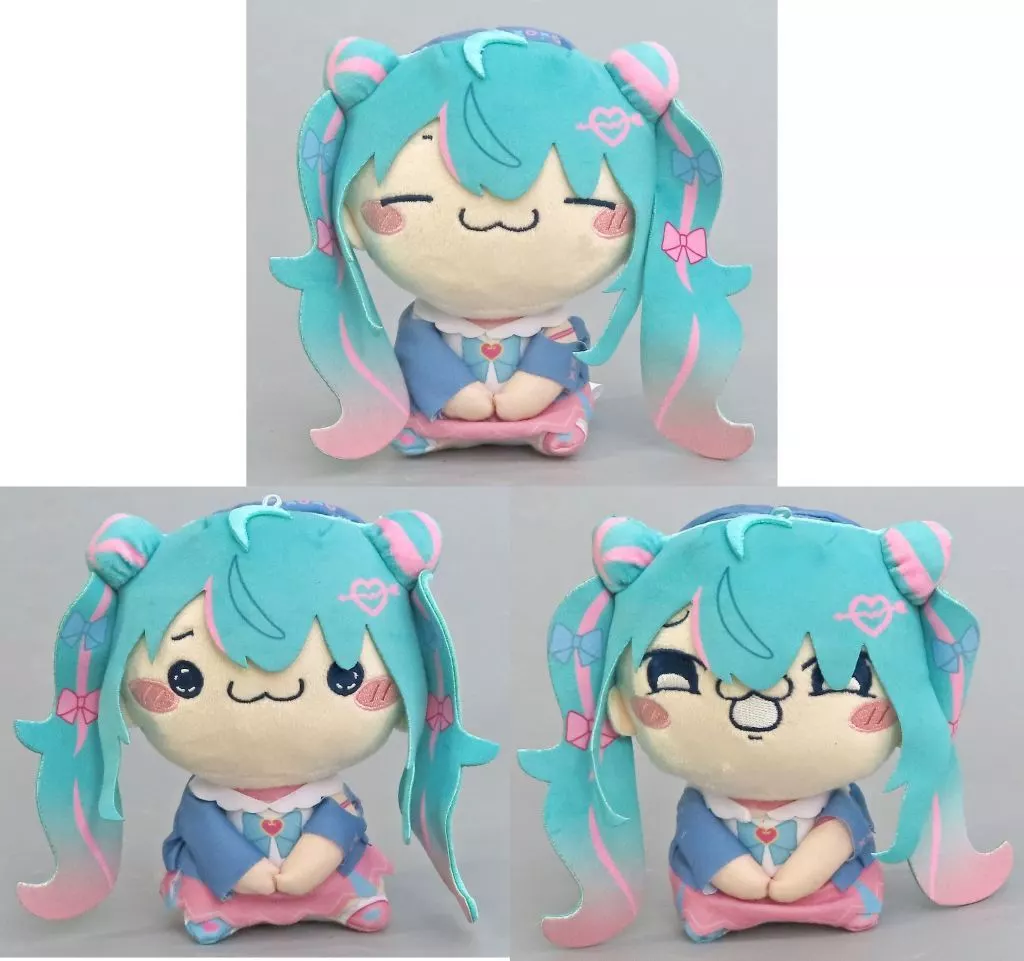 Plush - VOCALOID / Hatsune Miku