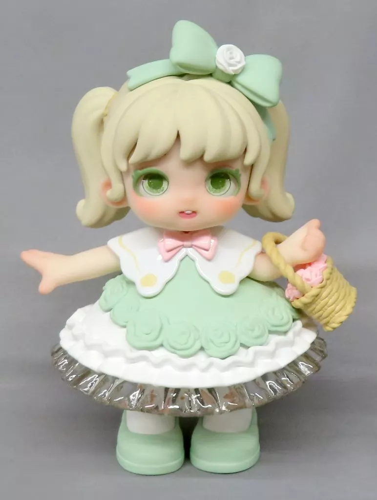 Trading Figure - Miana Meet in Wonderland Series