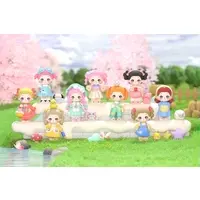 Trading Figure - Becky Spring Outing Series