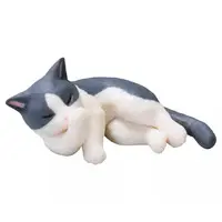 Trading Figure - Cat grooming