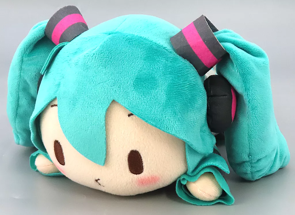 Plush - VOCALOID / Hatsune Miku