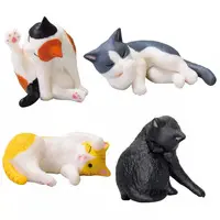 Trading Figure - Cat grooming