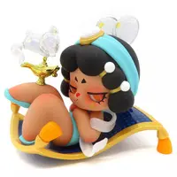 Trading Figure - Miss Rara Savage Growth Series