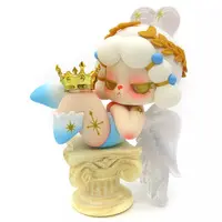 Trading Figure - Miss Rara Savage Growth Series