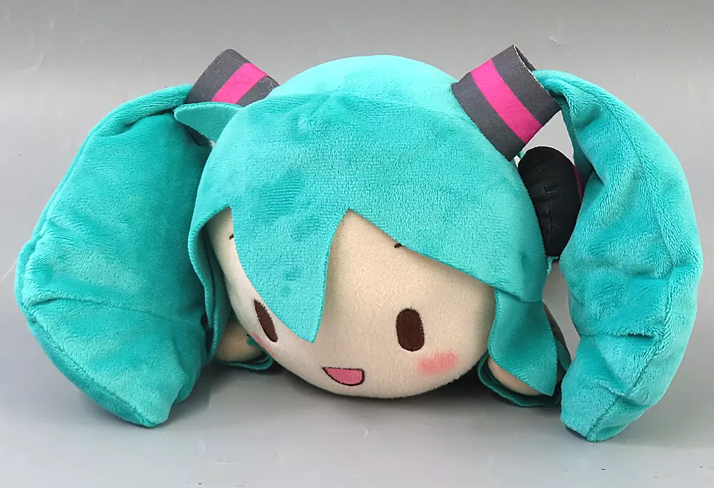 Plush - VOCALOID / Hatsune Miku
