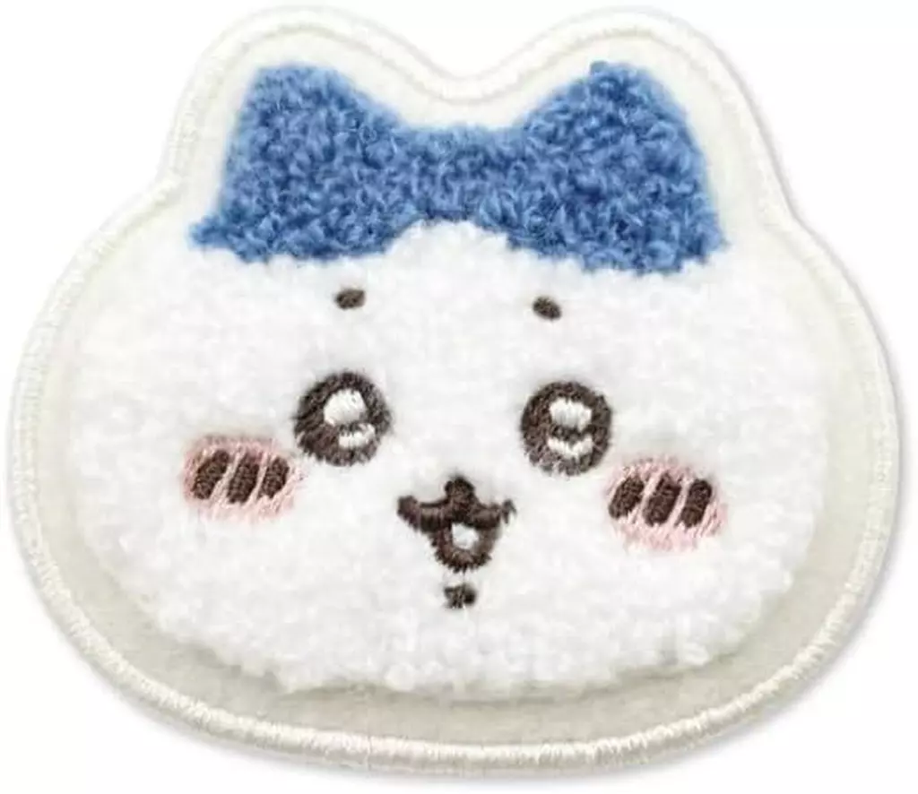 Badge - Chiikawa / Hachiware