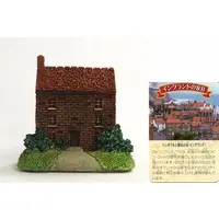 Trading Figure - European Houses