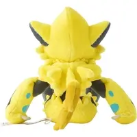 Pokemon fit - Pokémon / Zeraora