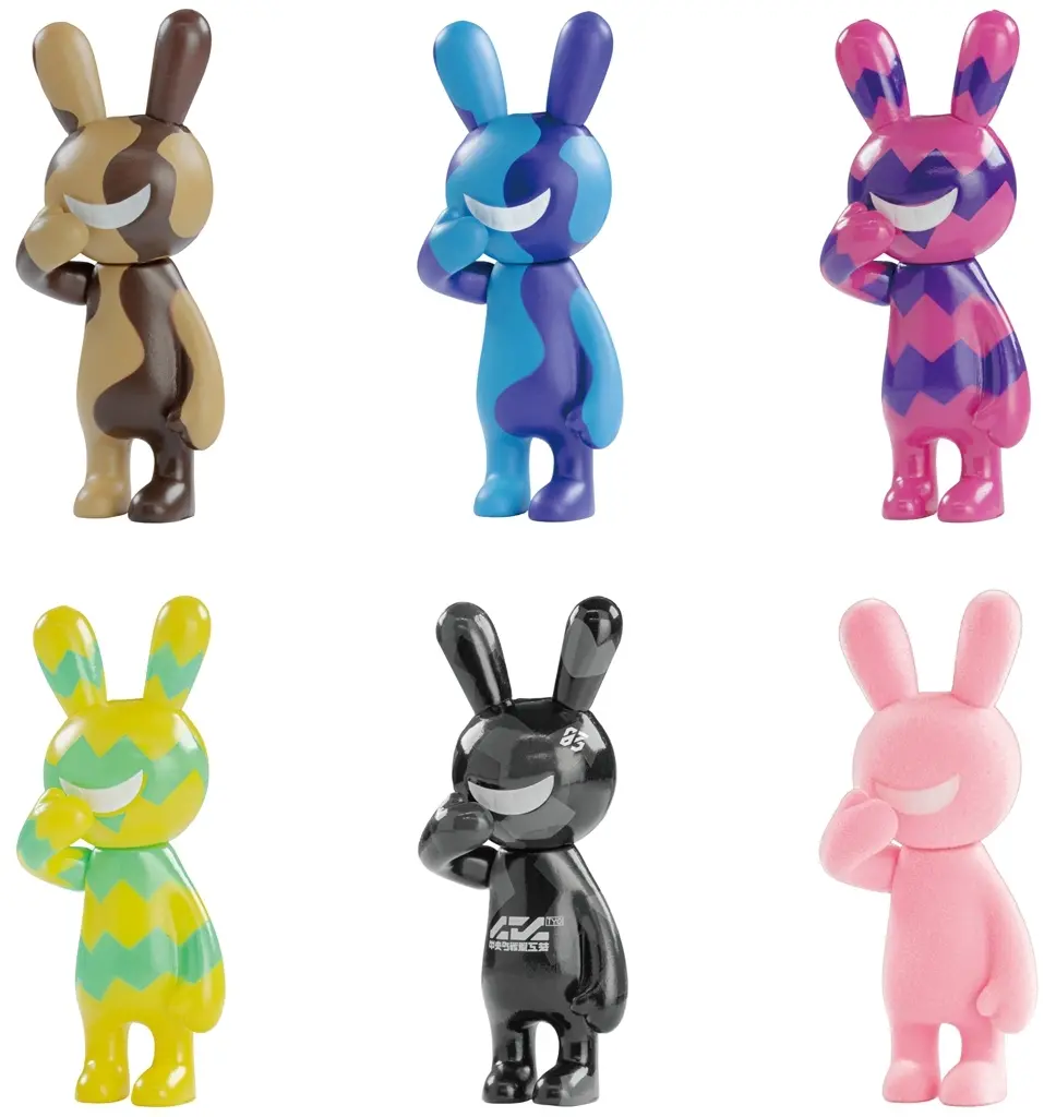 Trading Figure - BLACK RABBiT