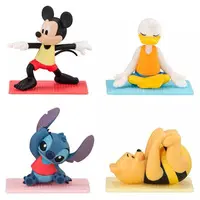 Trading Figure - Winnie the Pooh / Mickey Mouse