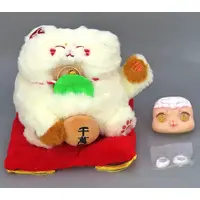 Trading Figure - Beckoning Cat Series