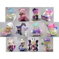 Trading Figure - Robotime Nanci